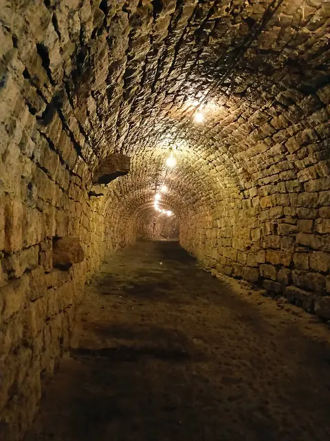 Und dann ging's in den Felsenkeller. 

Die Bildqualität der Bilder in der Dunkelheit ist leider nicht besonders gut.  Aber sie vermitteln einen Eindruck und die besondere Atmosphäre.   | Foto: sigischlottke