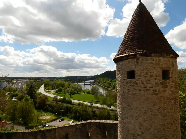 Und hier zur anderen Seite, auf die Schleuse Gundelsheim.  | Foto: sigischlottke