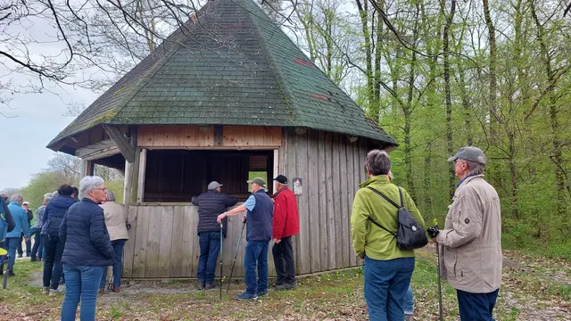 Rundhütte erreicht  | Foto: Elfriede Baier 
