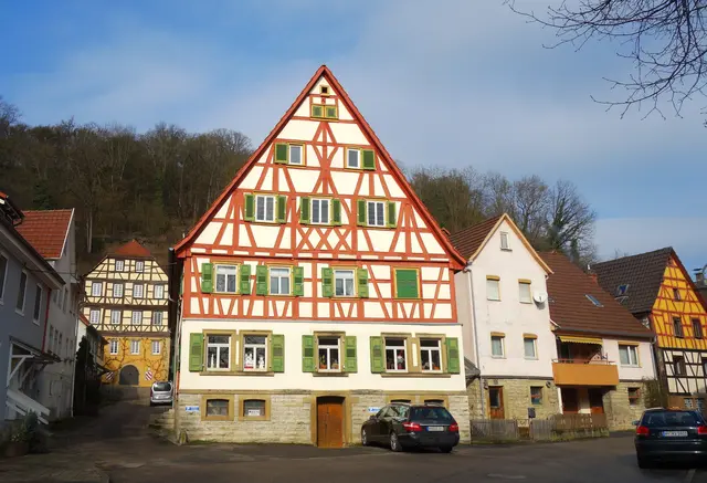Eines der kleinsten Städte Baden Württembergs - Widdern mit Amtshaus. | Foto: Isolde Reitz