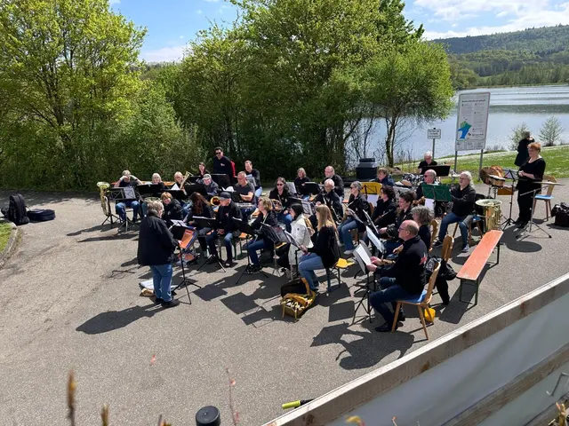Let's Play zusammen mit der Bläserklasse für Erwachsene | Foto: Musikverein Brackenheim