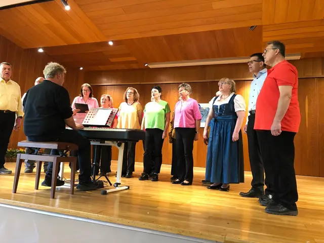 Auftritt der Sängerinnen und Sänger  | Foto: Steiner Barbara