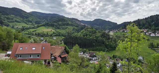 Aussicht ... immer noch unterwegs nach oben. | Foto: privat Sibylle Tröber