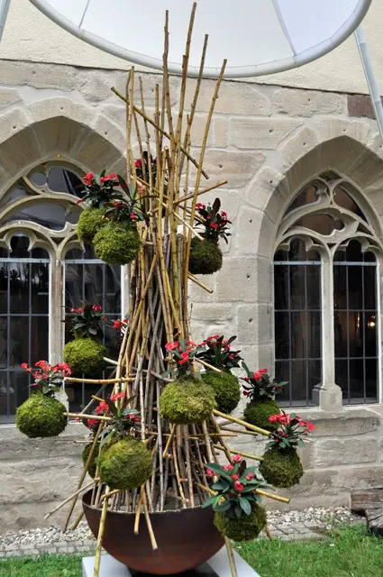 Blumenschmuck im Kirchengarten | Foto: Daniela Somers