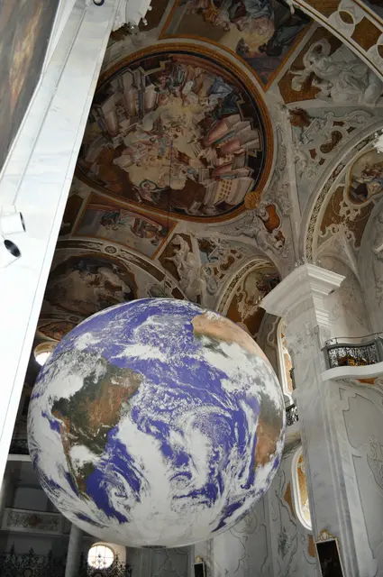 Flankiert wird die GAIA von einer Vielzahl begleitender Veranstaltungen, die das Erlebnis rund um die Installation vertiefen sollen. Wer also einen Besuch plant, sollte zuvor in den Veranstaltungskalender der Stadt oder der Kirche schauen. | Foto: Daniela Somers