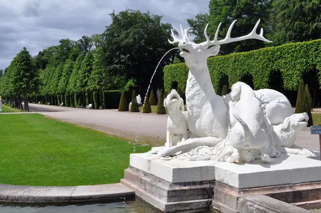 Schlosspark Schwetzingen, Skulptur Hirschgruppe