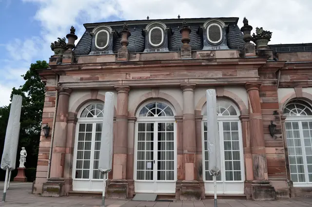 Schloss Schwetzingen. Nördlicher Zirkelbau. Östlicher Eckpavillon.