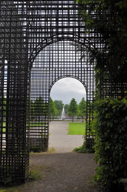 Schlosspark Schwetzingen Laubengänge