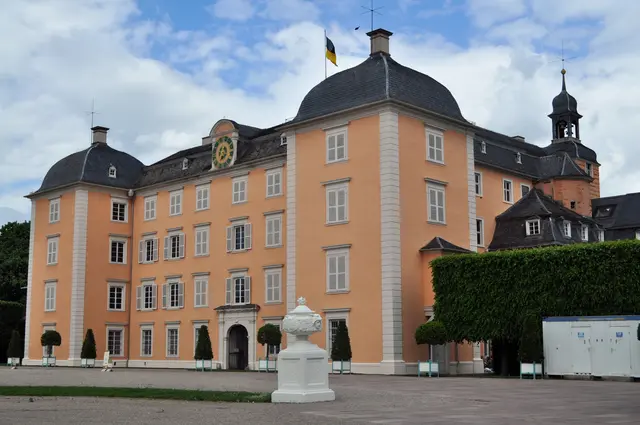Das Schloss von der Gartenseite aus gesehen. | Foto: Daniela Somers