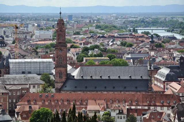 Blick auf Heidelberg und die historische Jesuitenkirche | Foto: Daniela Somers