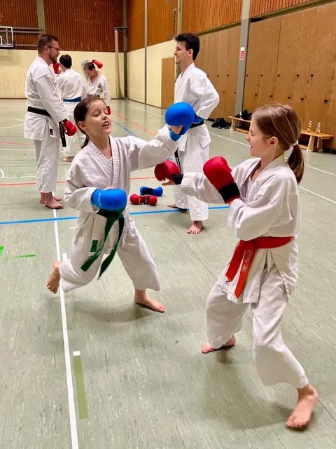 Impressionen vom Training: Maya Papp und Jil Deike | Foto: Karateverein Eppingen