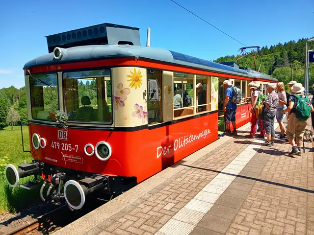 Und dann nix wie rein,  raus aus der sonnigen Hitze.   | Foto: sigischlottke
