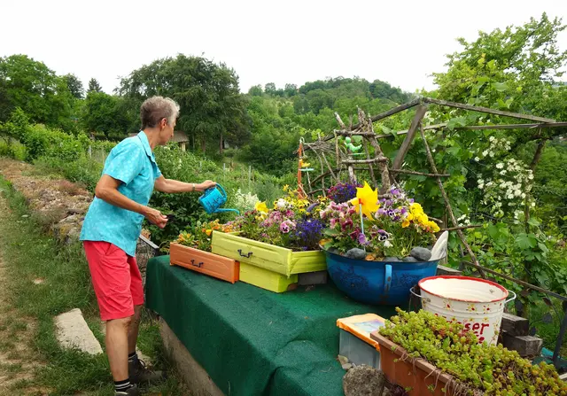 Soviel Zeit musste sein - unterwegs wurden kurz noch die Blumen gegossen! | Foto: I. Reitz