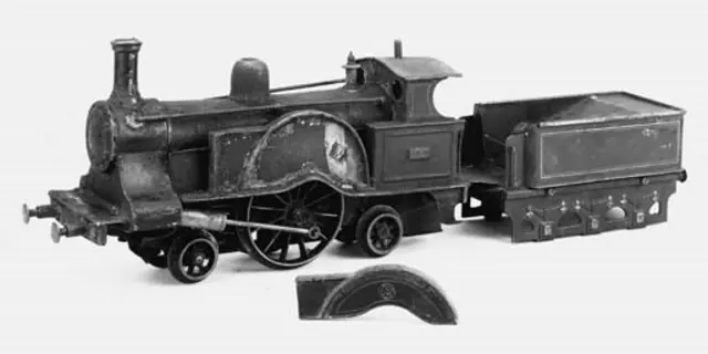 Model "Lady of the Lake"