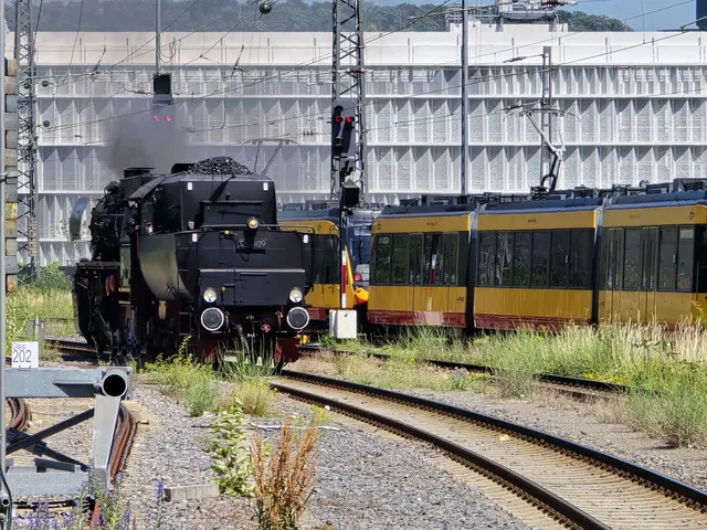 rückwärts auf Gleis 2 zu wechseln, um an die Waggons anzukuppeln, | Foto: Heidrun Rosenberger