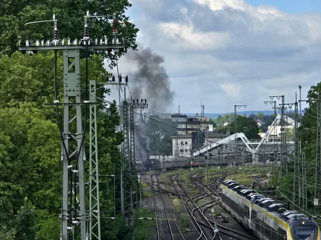 Erste Fahrt am Samstag um 9.30 Uhr, Ausfahrt aus dem Heilbronner Hauptbahnhof. 
Mein Standort: Campusbrücke Heilbronn. | Foto: Heidrun Rosenberger