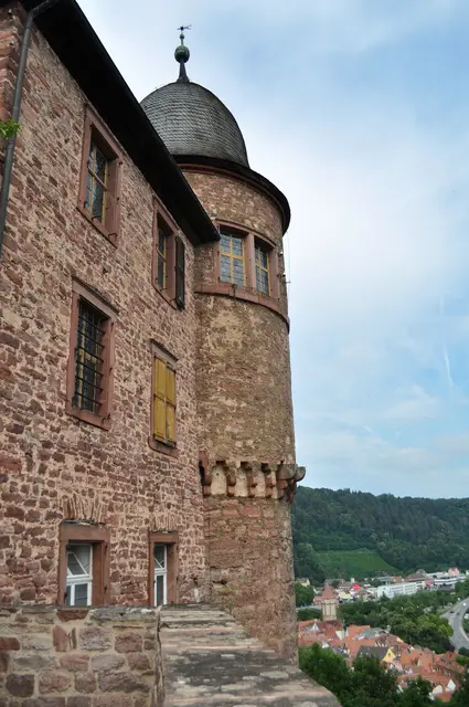 Natürlich kann man auf der Burg auch an Führungen teilnehmen. | Foto: Daniela Somers