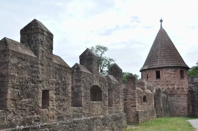 Seit 1995 ist die Burg im Besitz der Stadt Wertheim. | Foto: Daniela Somers