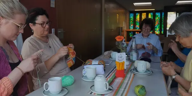 Die erste junge Dame bekommt Hilfestellung | Foto: &copy; WandernGabyErich