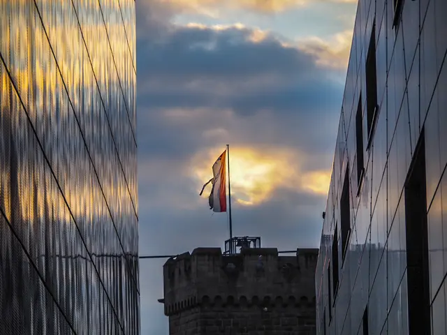 Der bollwerksturm in Heilbronn im Abendlicht  | Foto: Hansjörg Sept 